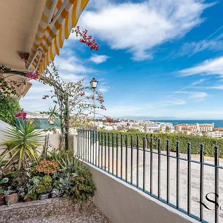 Holiday home 3-bed Seaview Escape, Pool, Garage, 4 Terraces