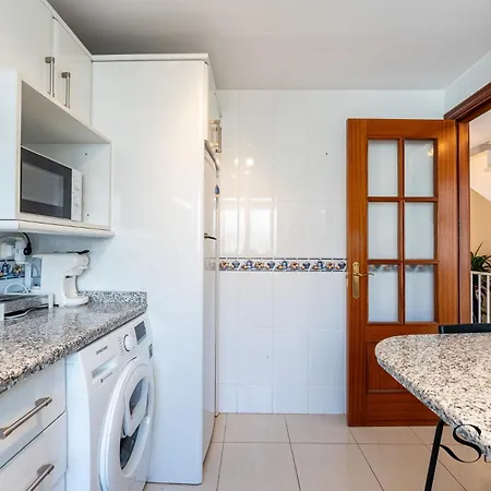 Holiday home 3-bed Seaview Escape, Pool, Garage, 4 Terraces *