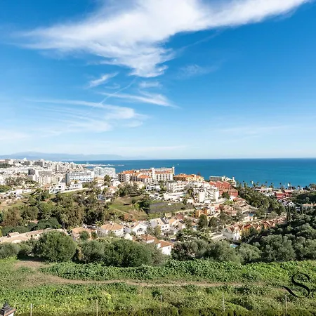 Holiday home 3-bed Seaview Escape, Pool, Garage, 4 Terraces