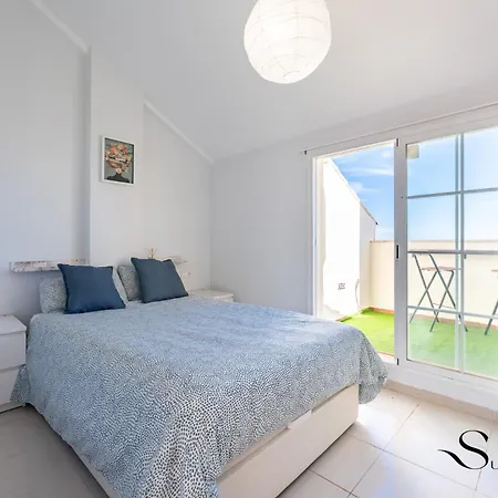 3-bed Seaview Escape, Pool, Garage, 4 Terraces Holiday home *